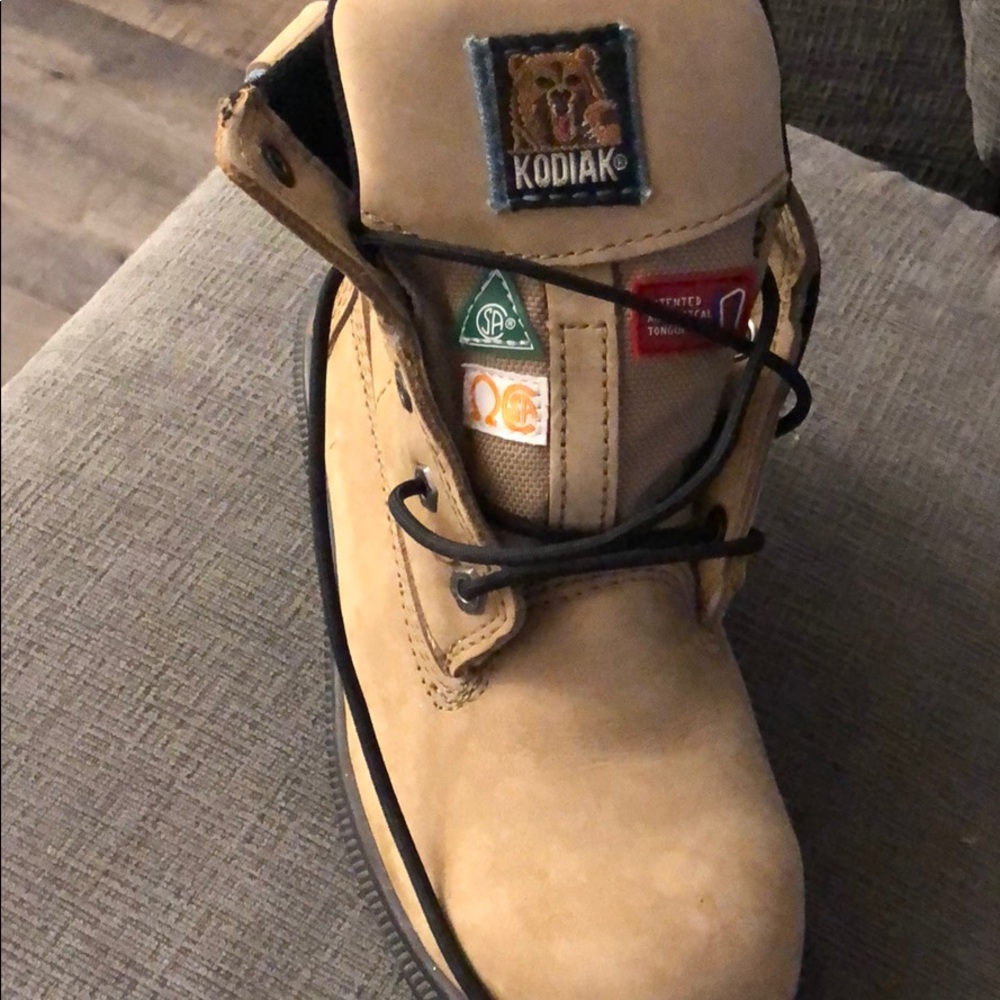 Protective boots - Picture 5 of 6